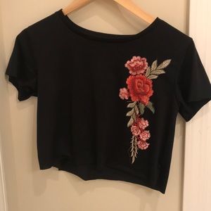 Cropped black flower shirt